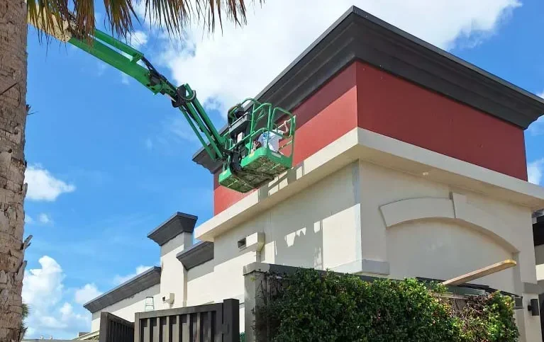 Interior plaster wall finish in Naples, Florida